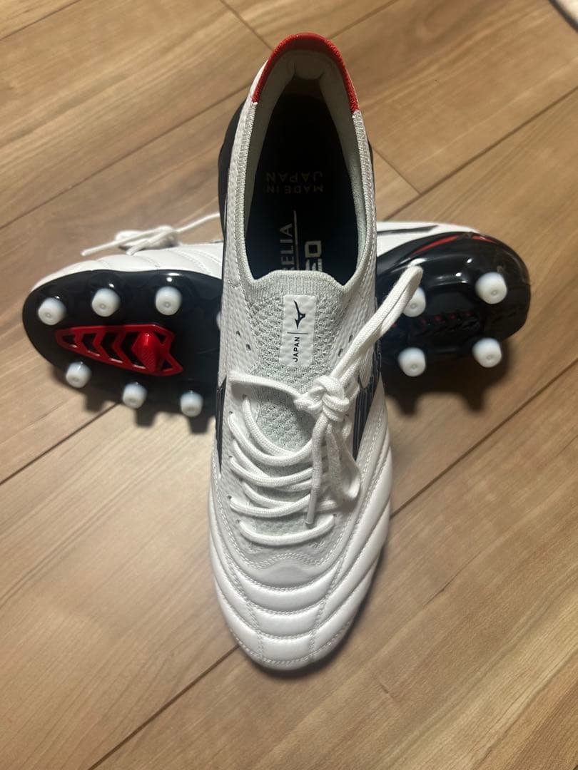 売り切り希望　モレリアネオ4 ベータジャパン　27.0cm