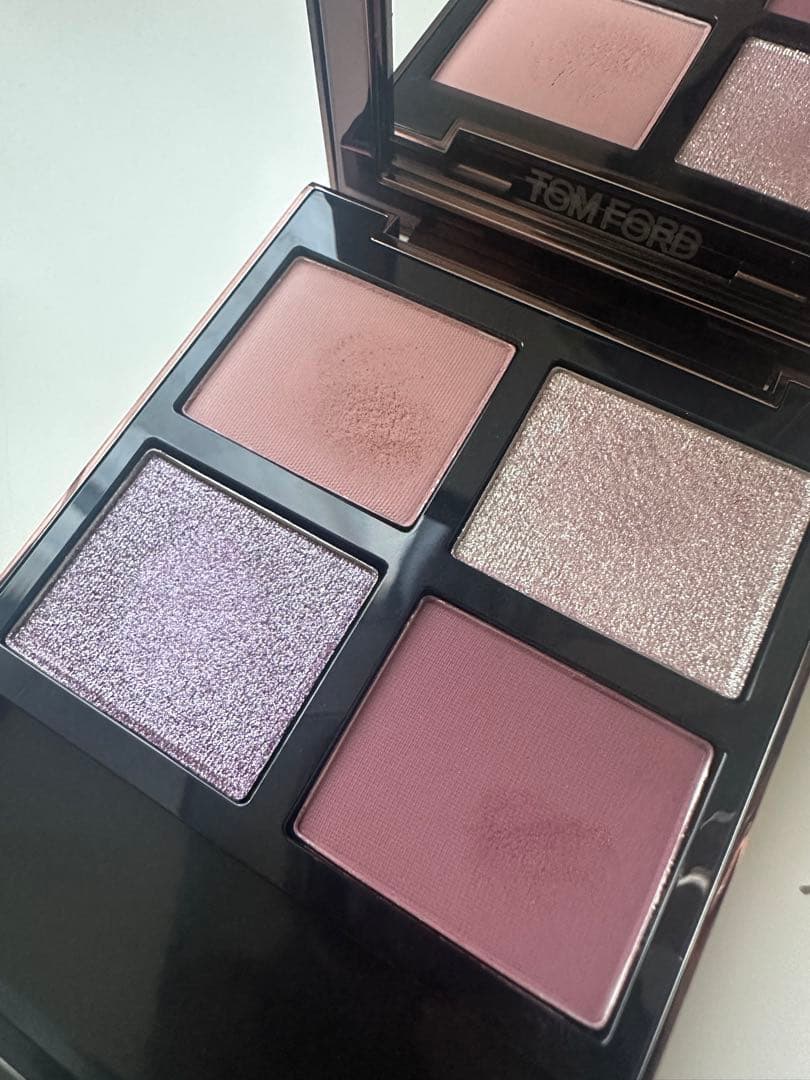 TOM FORD トムフォード　アイカラークォード01S　メタリックモーブ