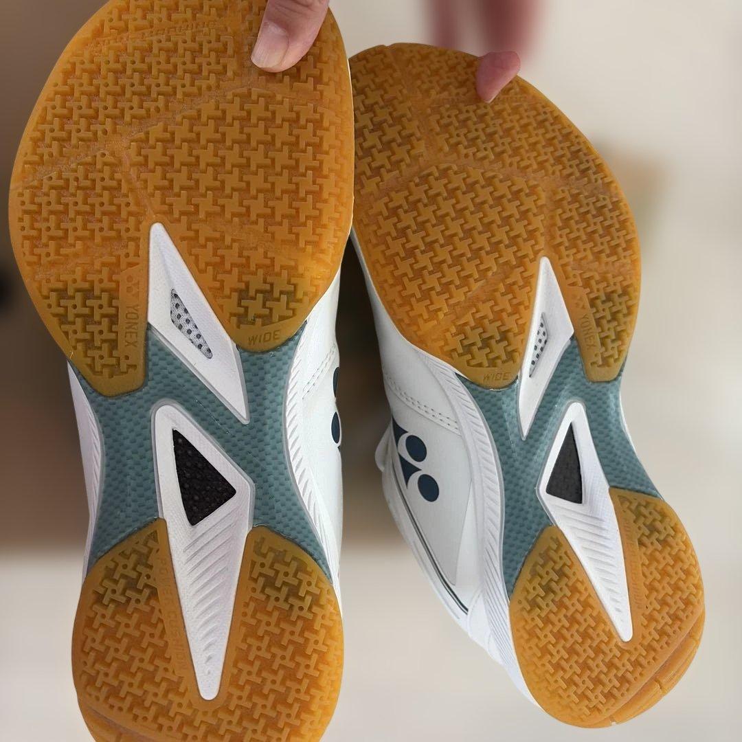 YONEX バドミントンシューズ SHB65Z4W1 ホワイト26.5センチ