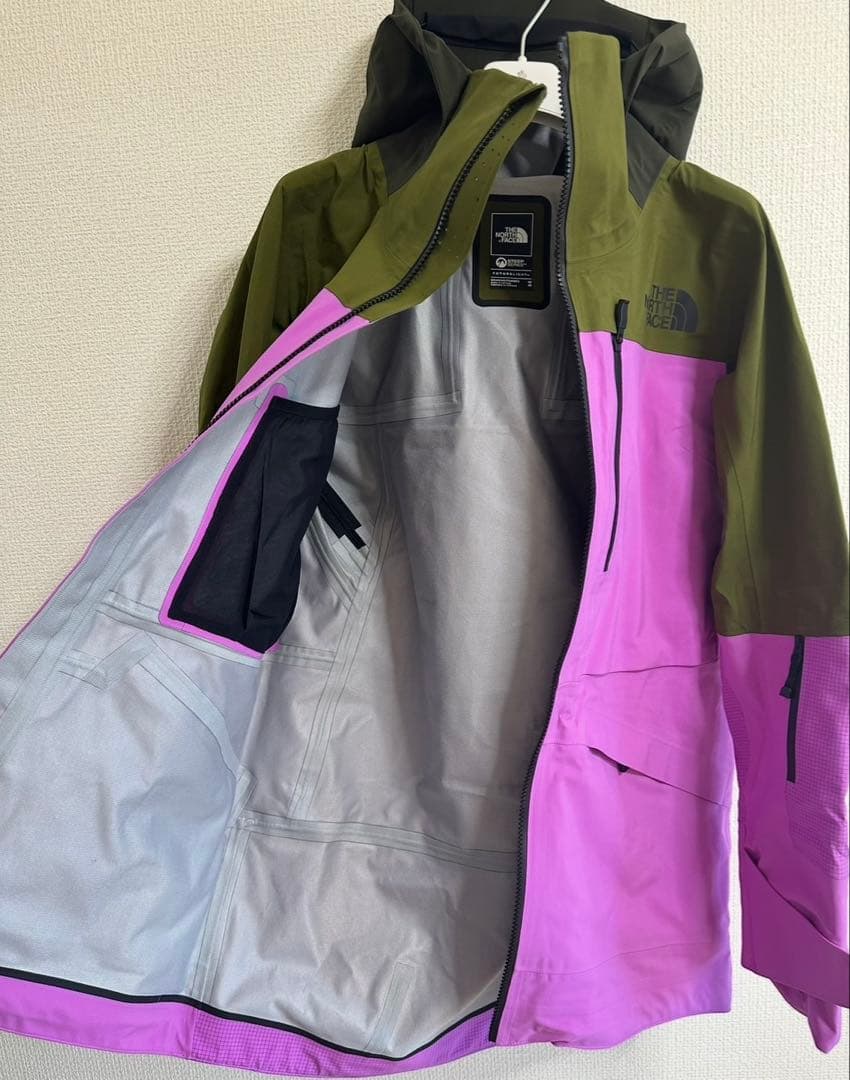 新品未使用The North Face スノーボードジャケット