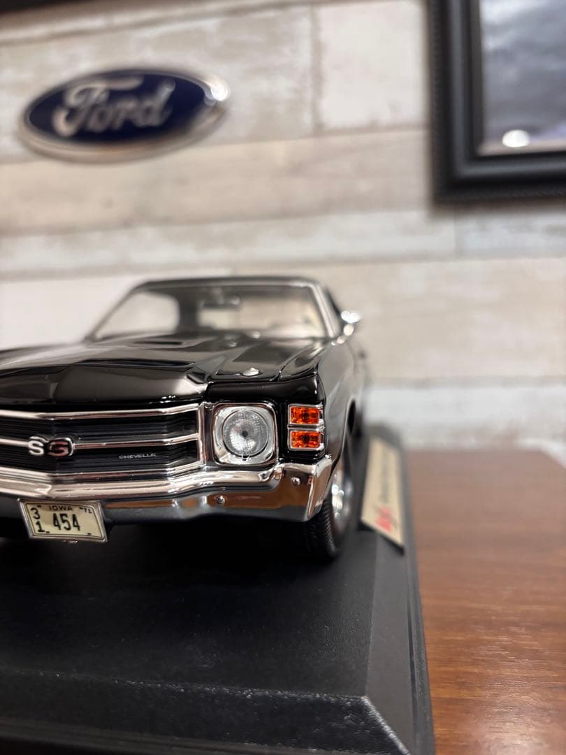 ミニカー 1971 Chevrolet Chevelle SS 454 1/18