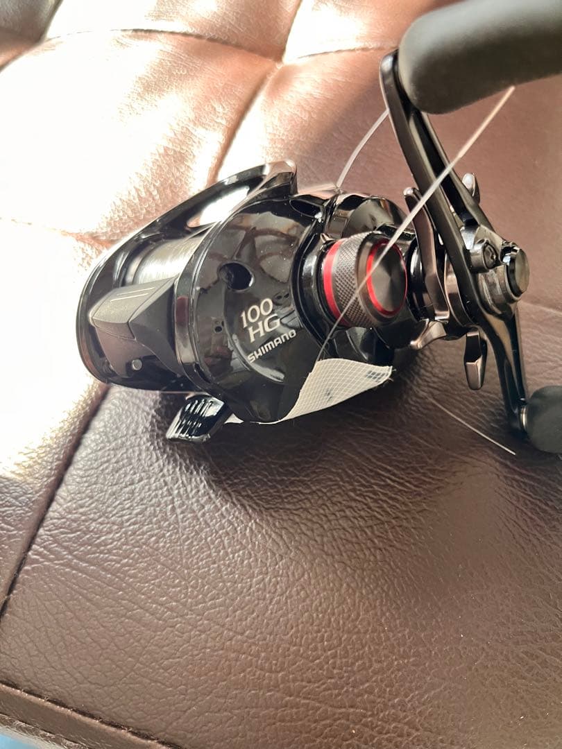 SHIMANO 100 HG リール