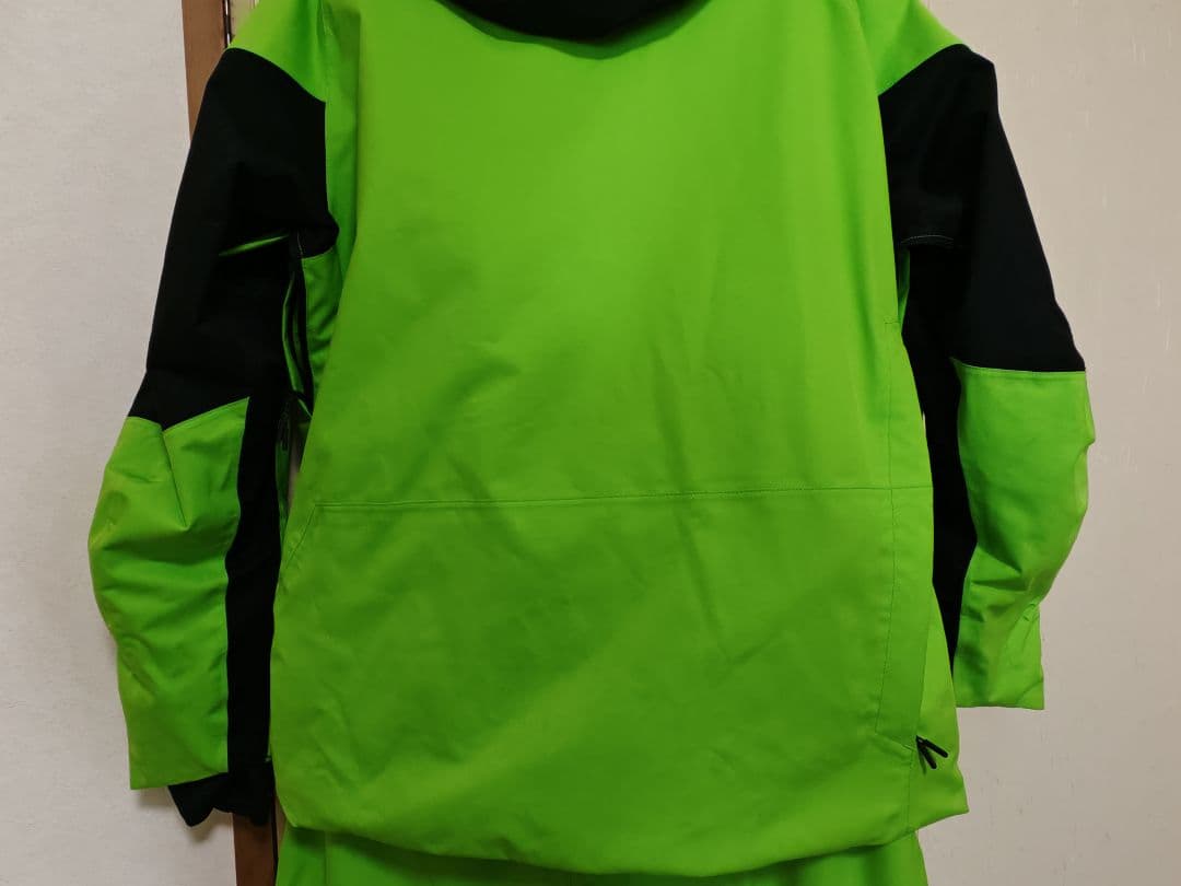 今シーズン2025-26モデル　MIZUNOミズノスキーウェア　Mサイズ