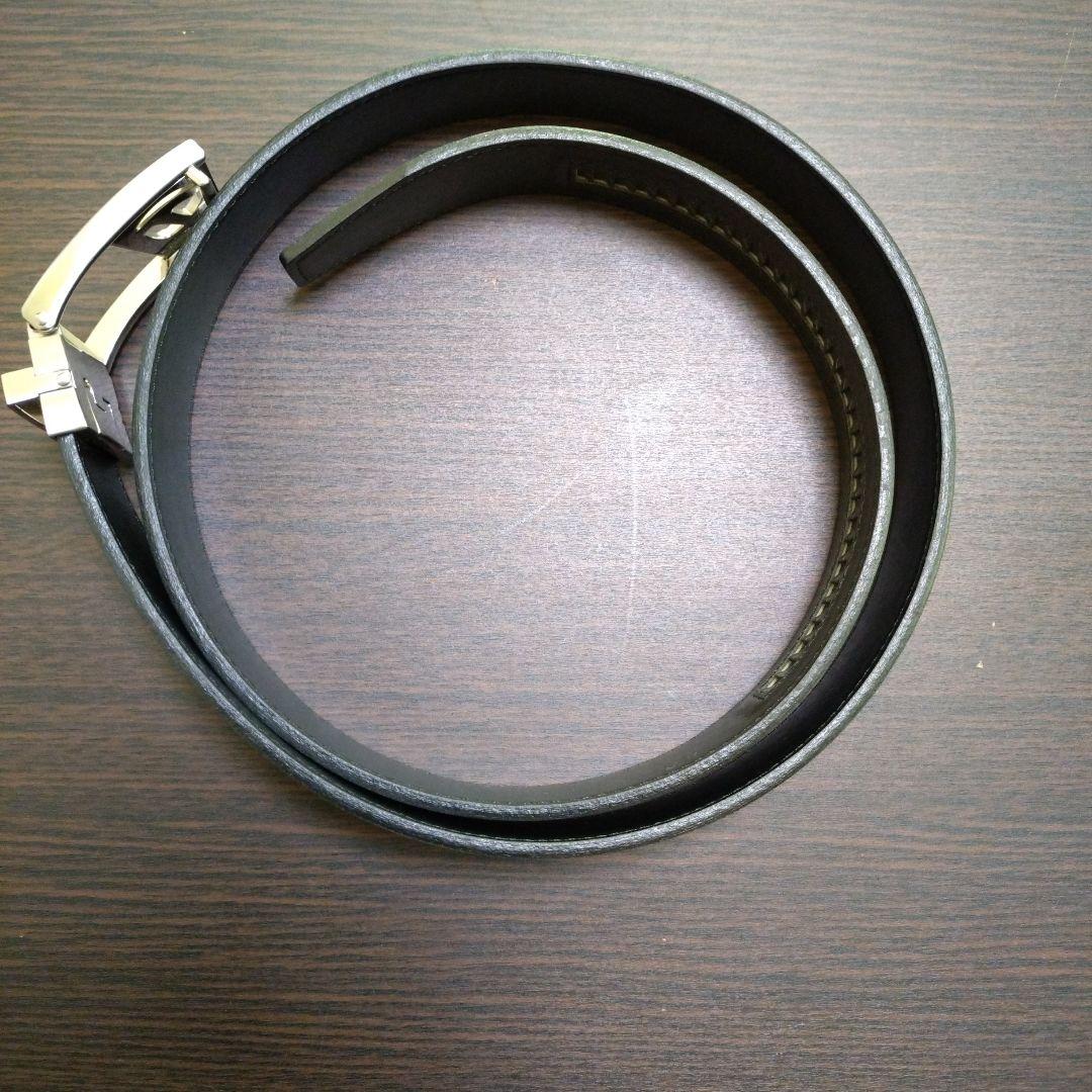 貴重なサイズ　テーラーメイド無段階黒レザーベルト メタルバックル