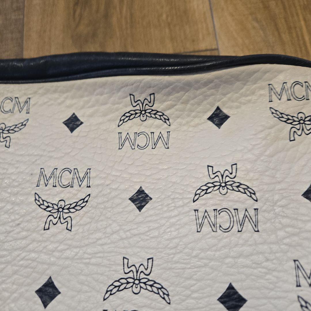 MCM 　ショルダーバッグ