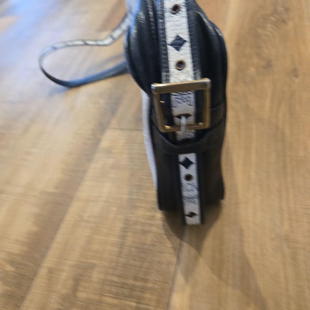 MCM 　ショルダーバッグ