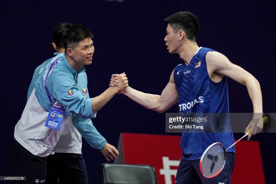 YONEX限定マレーシア/タイ/中国代表選手着用モデル 廃盤支給品LZJ桃田賢斗