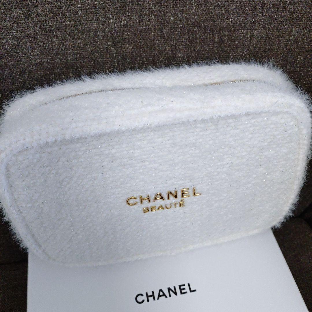 シャネル　CHANEL　クリスマスコフレ　ポーチ　マスカラ