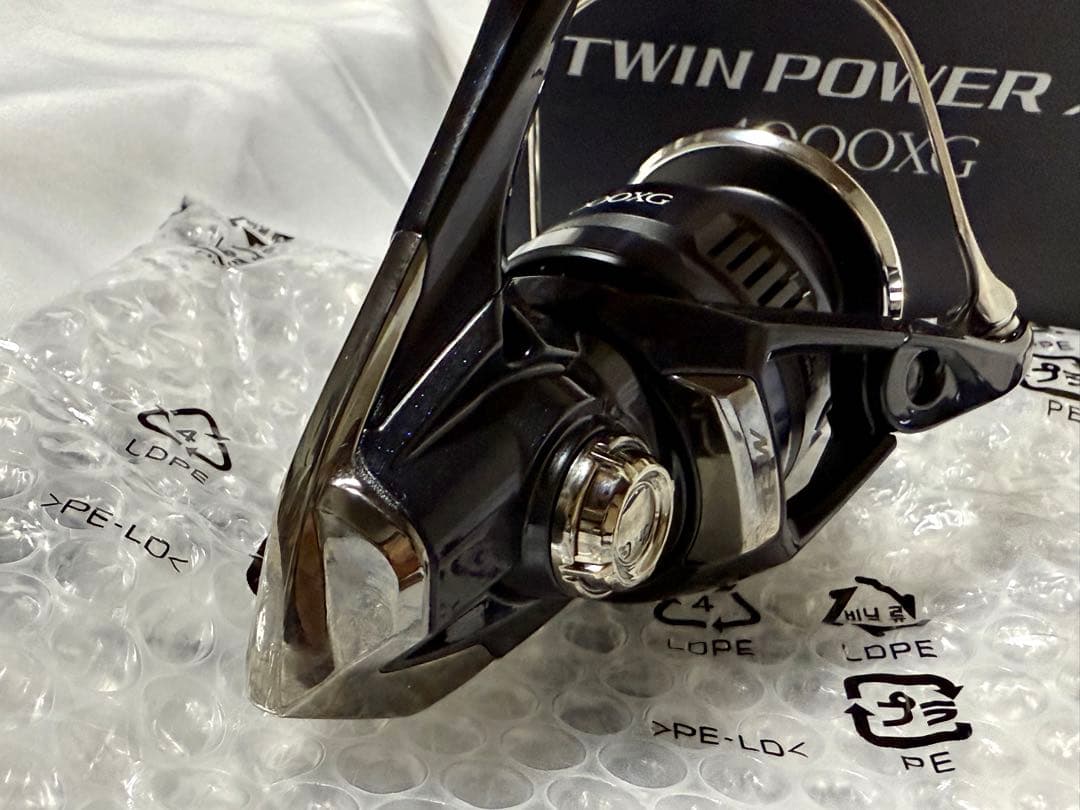 SHIMANO 25ツインパワーXD 4000XG 新品・未使用