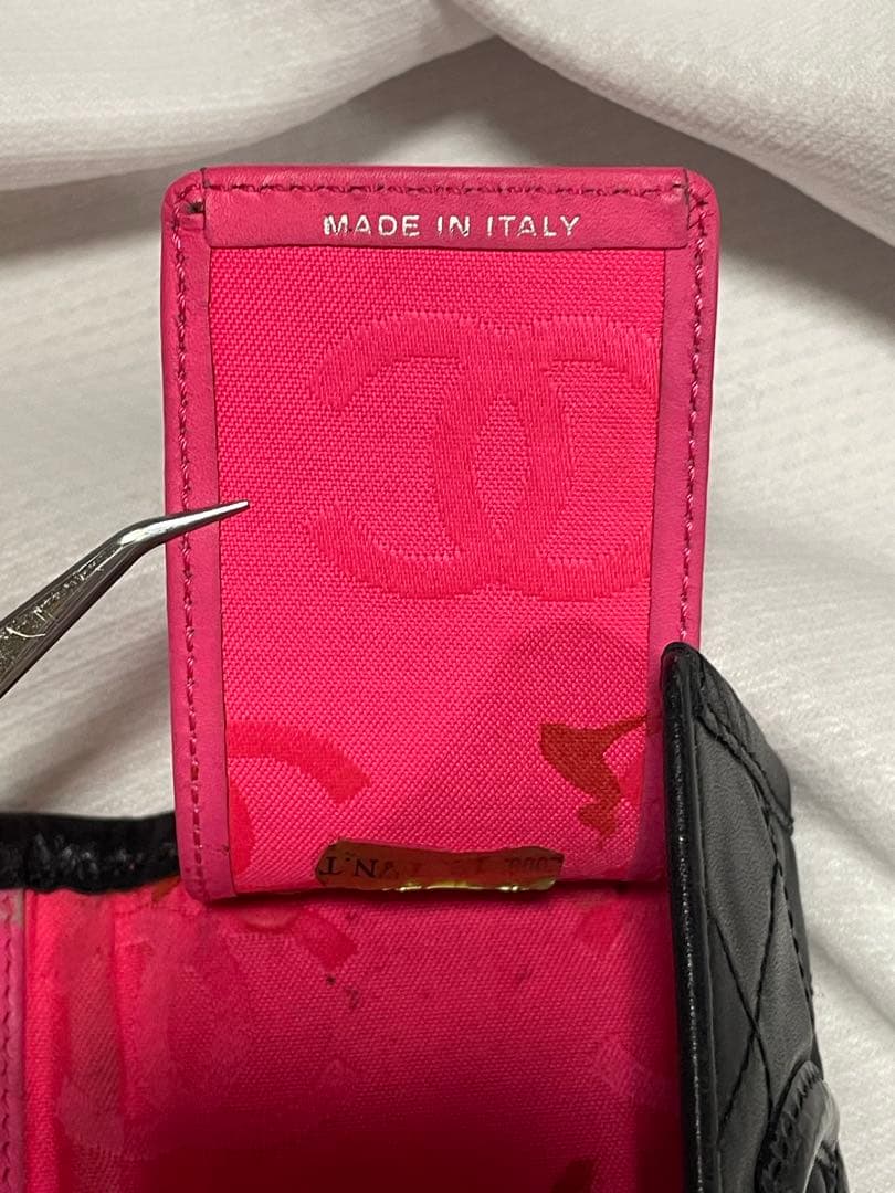 CHANEL ブラック キーケース　※修復あり