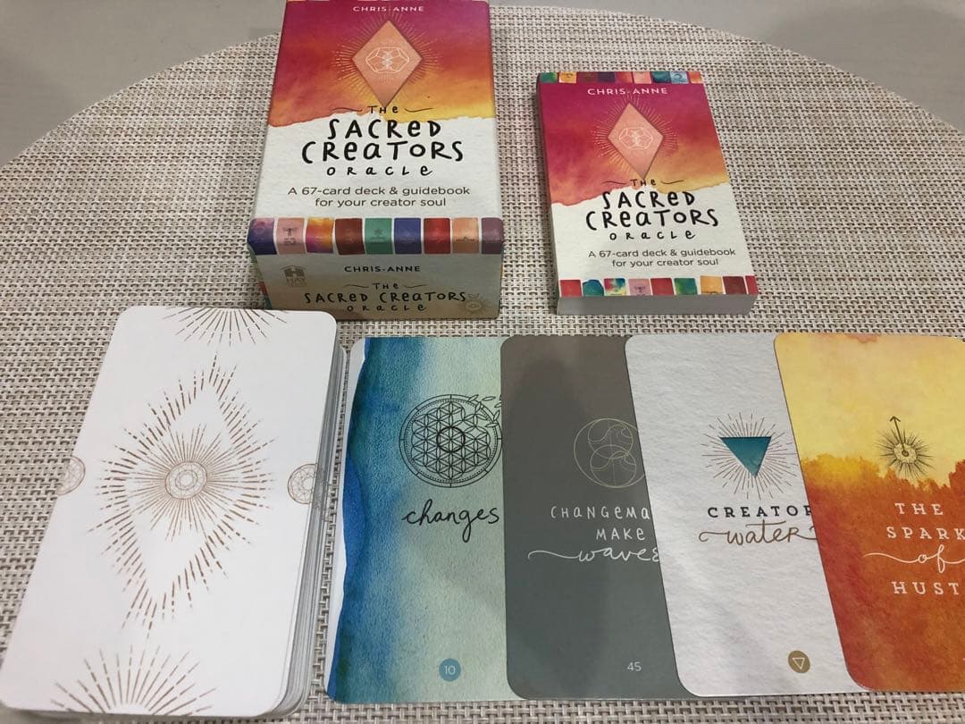 タロットカードオラクルカード