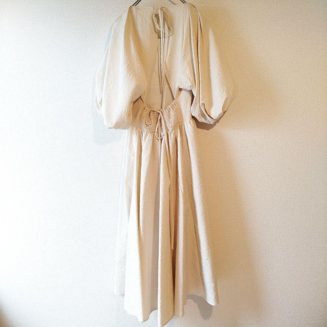 未使用タグ付き LA BELLE ETUDE バックオープンベアセットワンピース