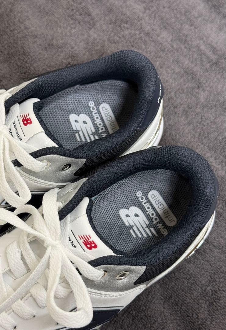 【未使用レベル】new balance ゴルフシューズ 25cm ソフトスパイク
