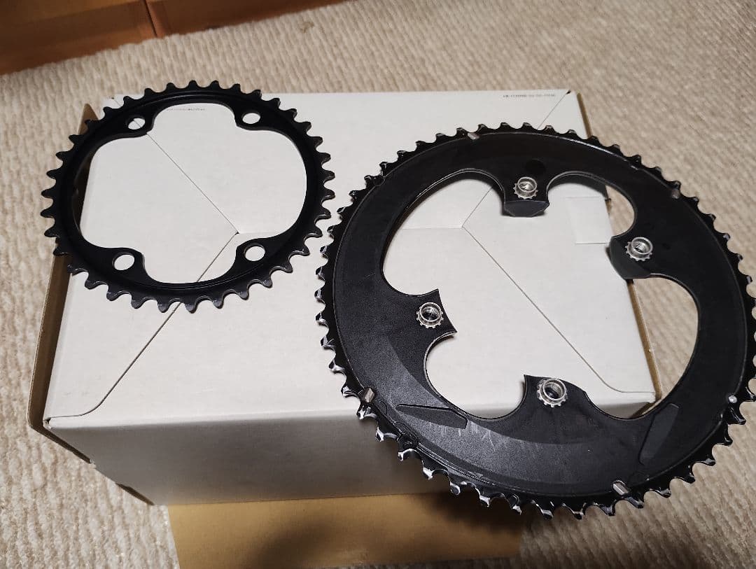 大幅値引き！SHIMANO FC‐R8100クランクセット