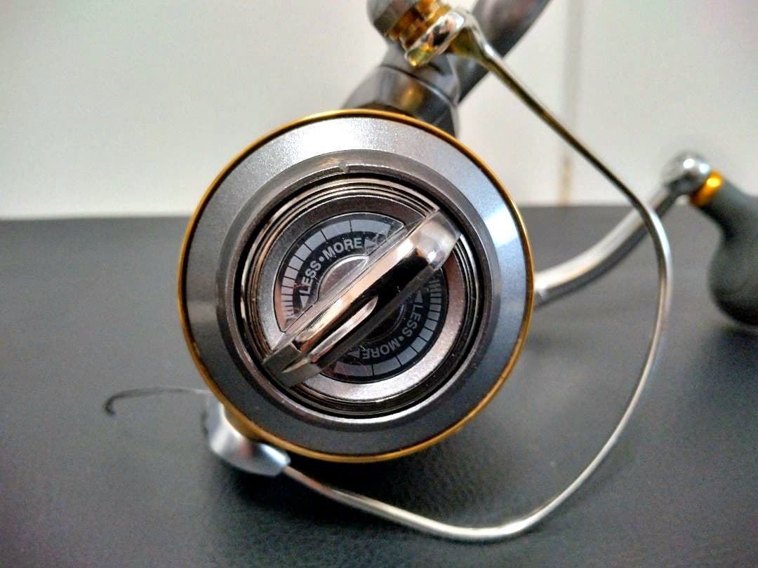 【美品】バイオマスターSW 8000HG+替スプール新品PE#4 ジギングプラグ