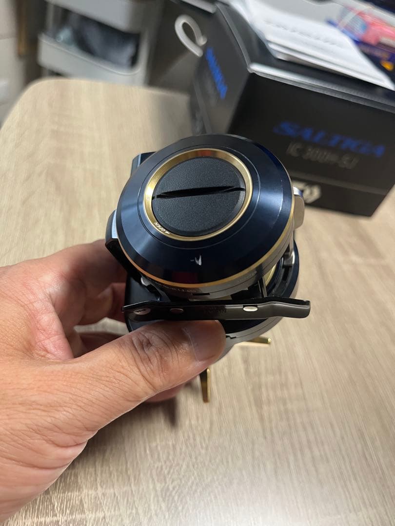 DAIWA 21 SALTIGA IC 300H-SJ ベイトリール