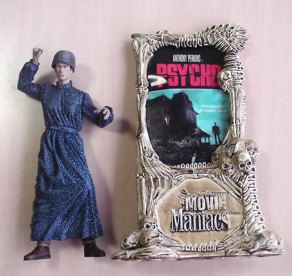 ムービーマニアックス　悪魔のいけにえ　サイコ　死霊のはらわた３エイリアン２