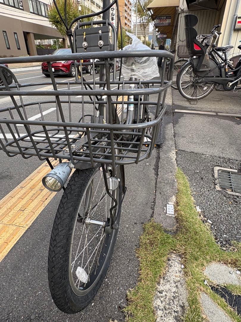 中古20㌅ブリヂストン電動アシスト自転車　8.7Ah 大阪