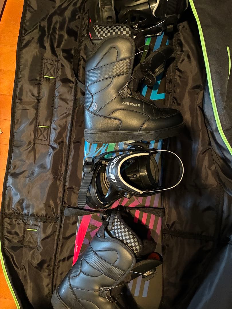スノーボード バインディング、ブーツ、ケースセット