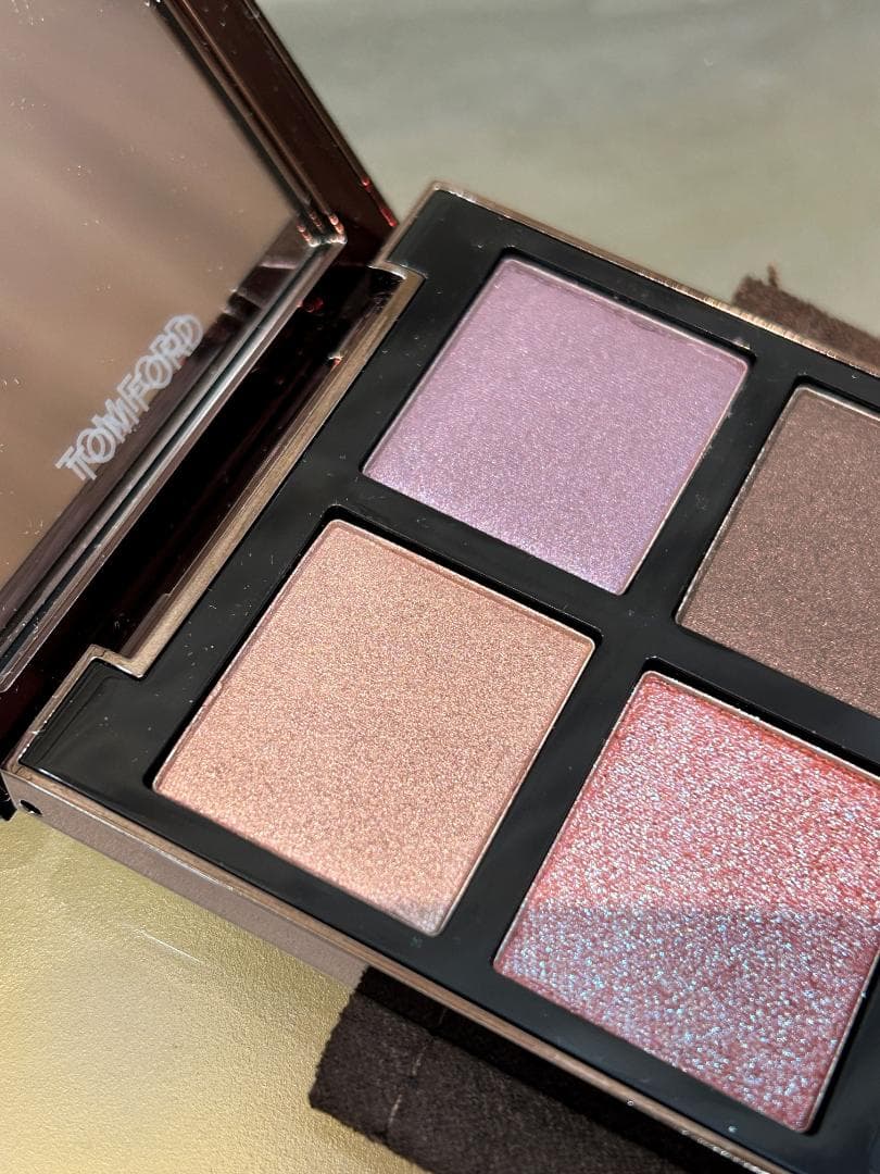 TOM FORD トムフォード アイカラー クォード 【42】【25】 2個