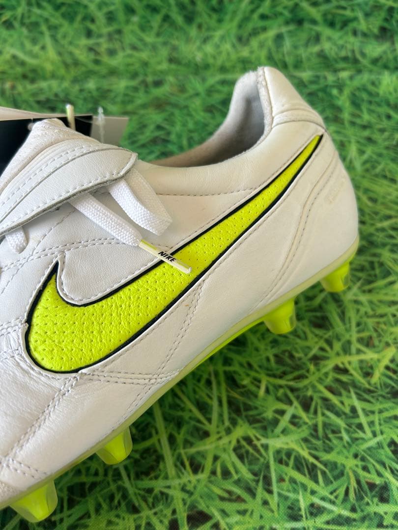 ☆新品☆送料無料☆NIKE(ナイキ)TIEMPO LEGEND Ⅲ HG☆