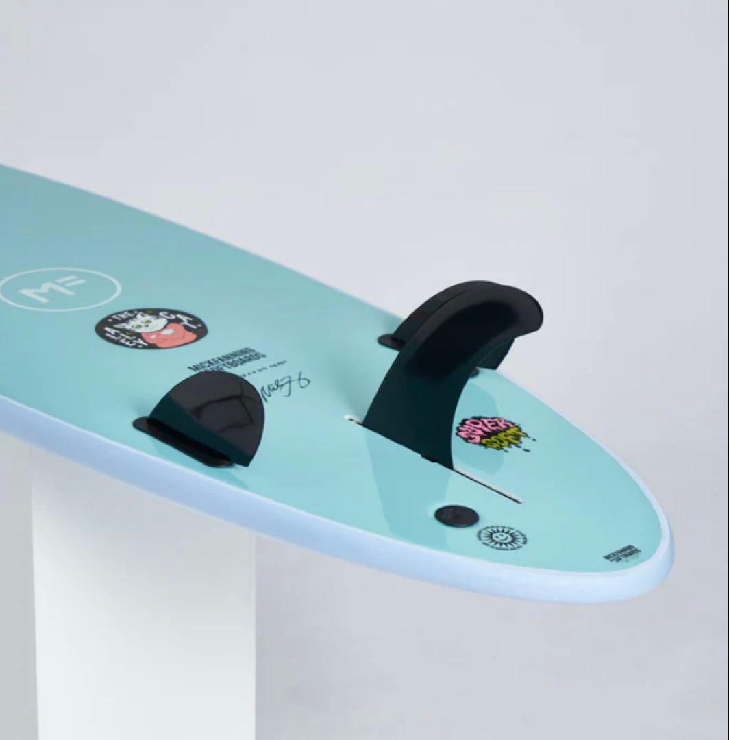 【未使用】MF ミック・ファニング ソフトボード 7.0 アリーキャット SKY