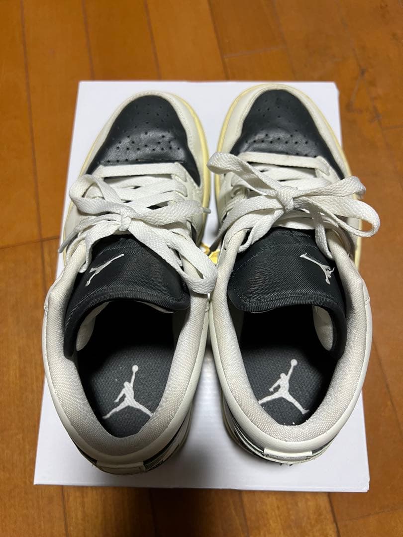 シューズ(女性用) NIKE AIR JORDAN 1 LOW 24 cm