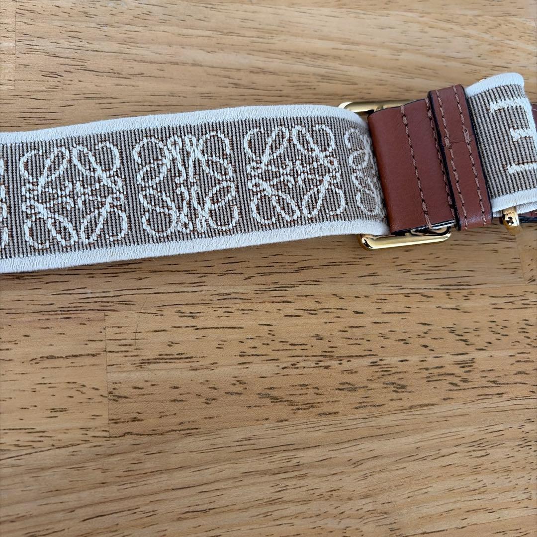 LOEWE アナグラムロゴ　ショルダーストラップ　ナチュラル