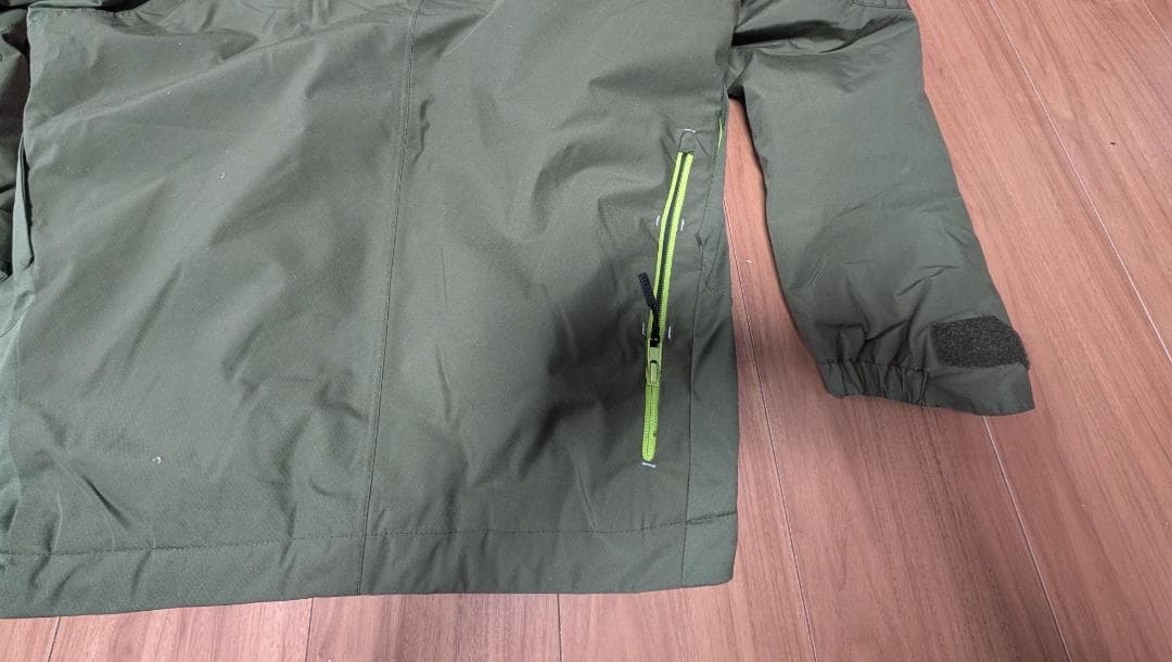 オガサカ.カタログ外.コーチウェア.上のみ.サイズM.訳あり.デサント