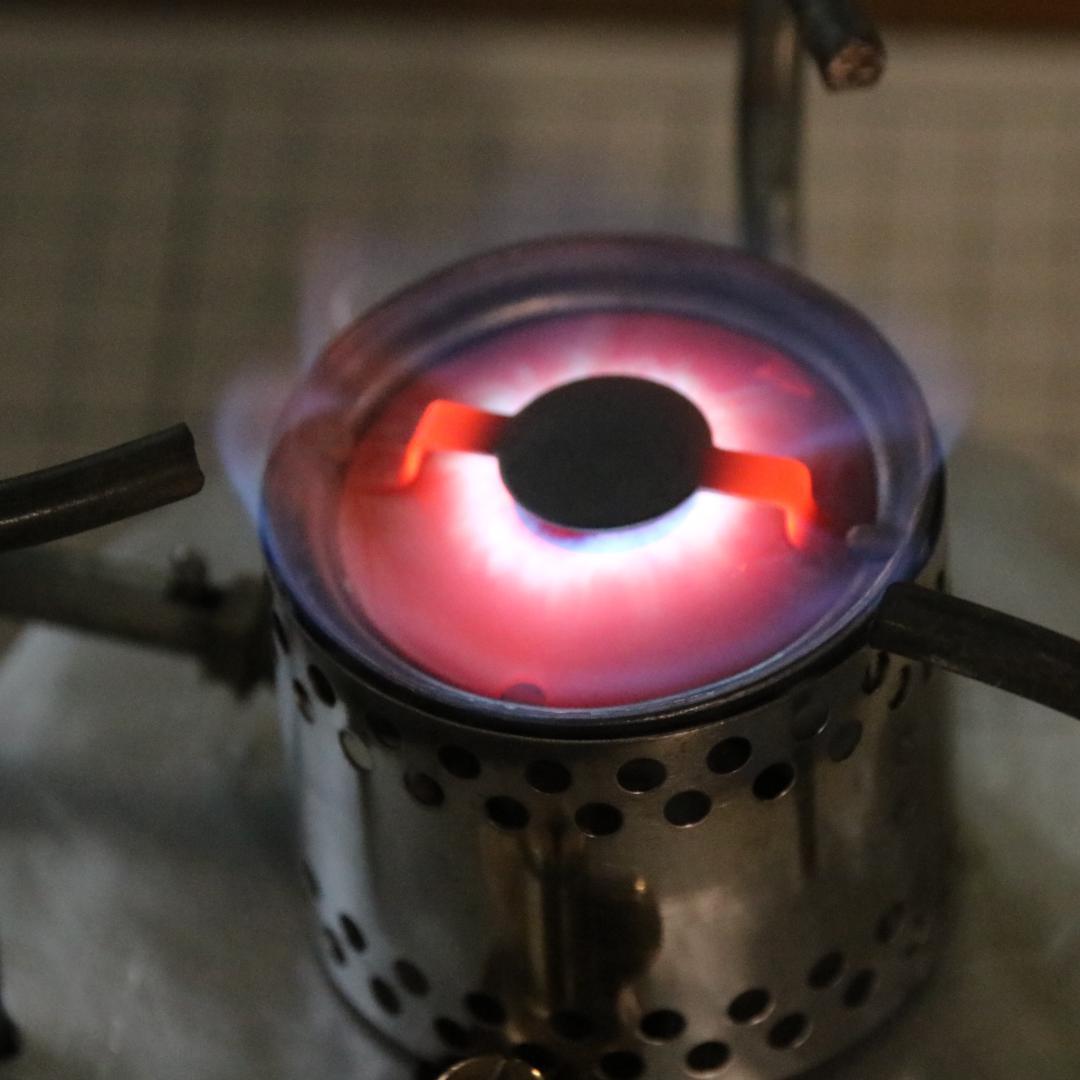 値下げ　ホエーブス No.725　小ブス　赤缶 　No.16