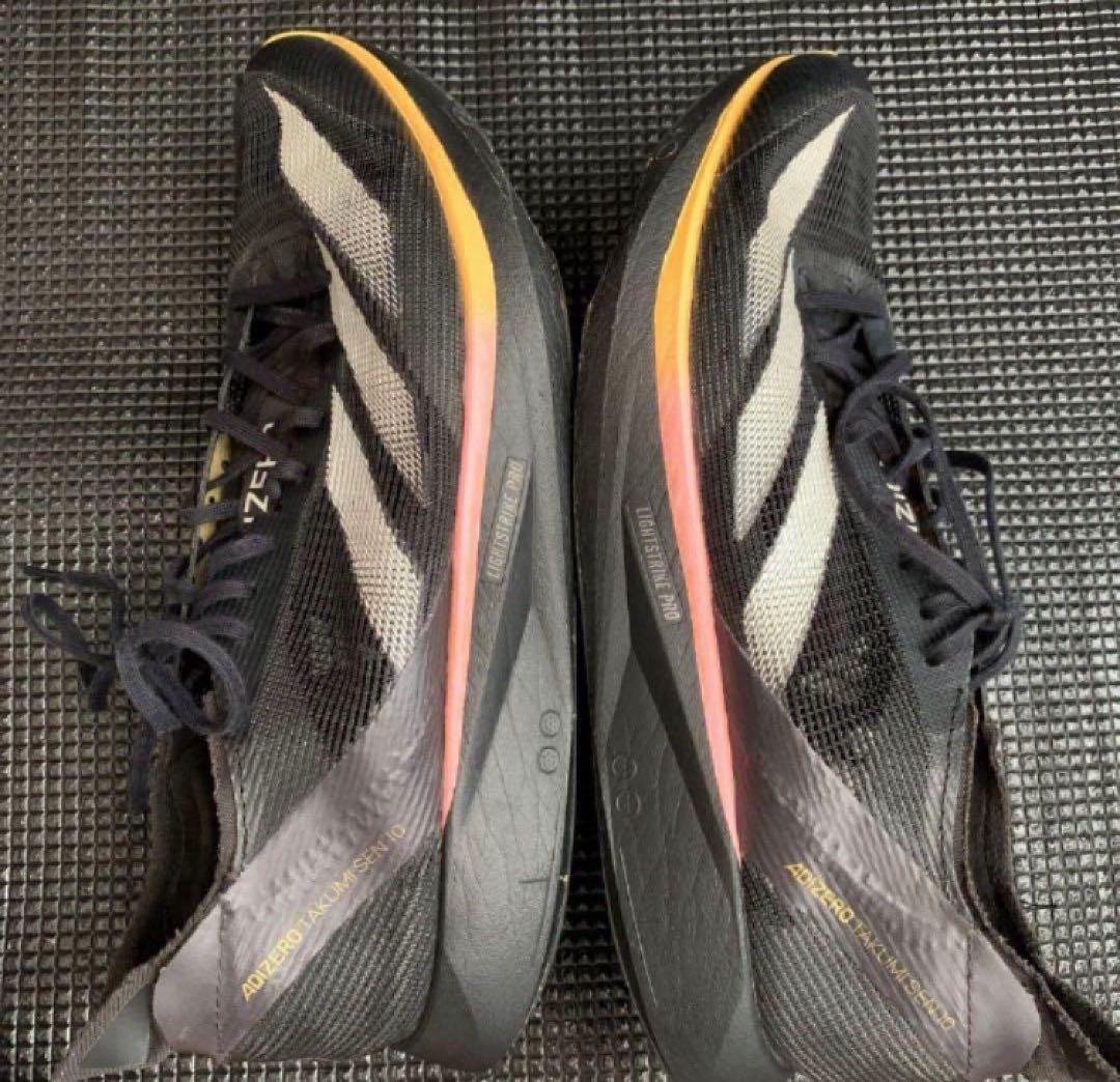 アディゼロタクミセン10【26.0cm】