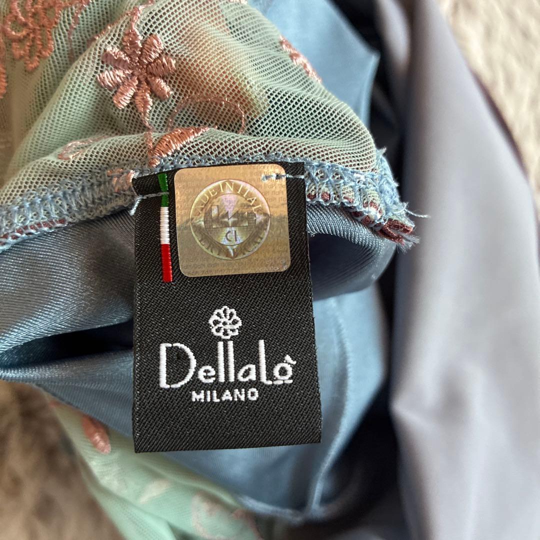 デラロミラノ　アルテミデ　水色半袖 レオタード Mサイズ