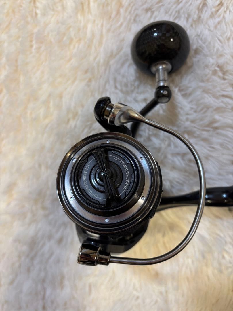 DAIWA 15 SALTIGA 4000 スピニングリール