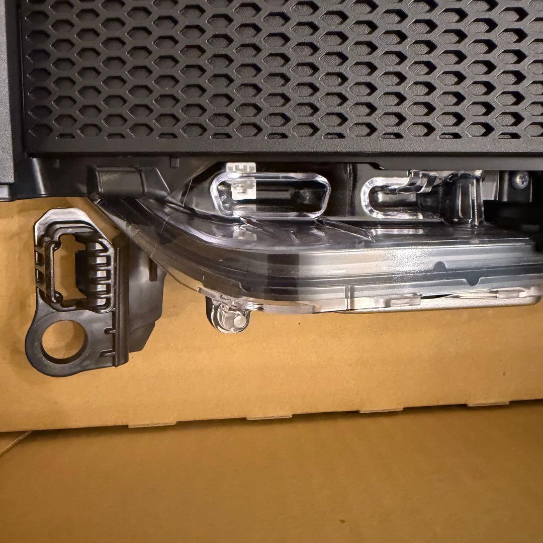 ランドクルーザー250 ヘッドライト　角目 左右セット　純正