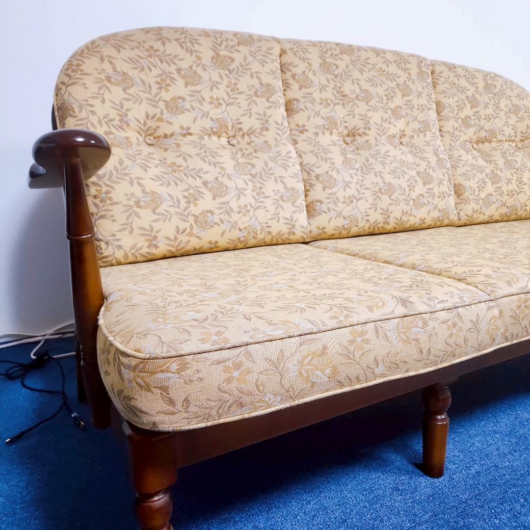 【美品】karimoku カリモク家具 コロニアルソファ　3人掛け 高級家具