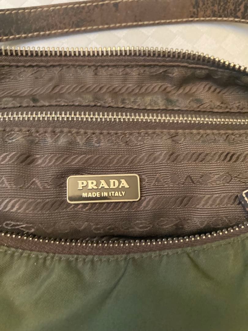 PRADA ワンショルダー 三角ロゴ オリーブ ヴィンテージ 保存袋，ショッパー