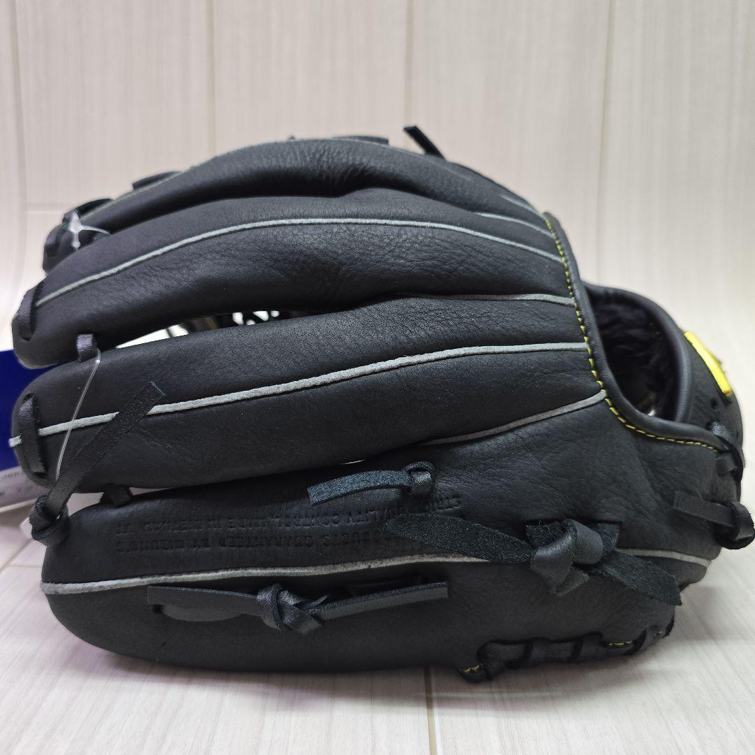 ミズノ　軟式用　エムジーソフター　オールラウンド用　ブラック　右投げ　新品