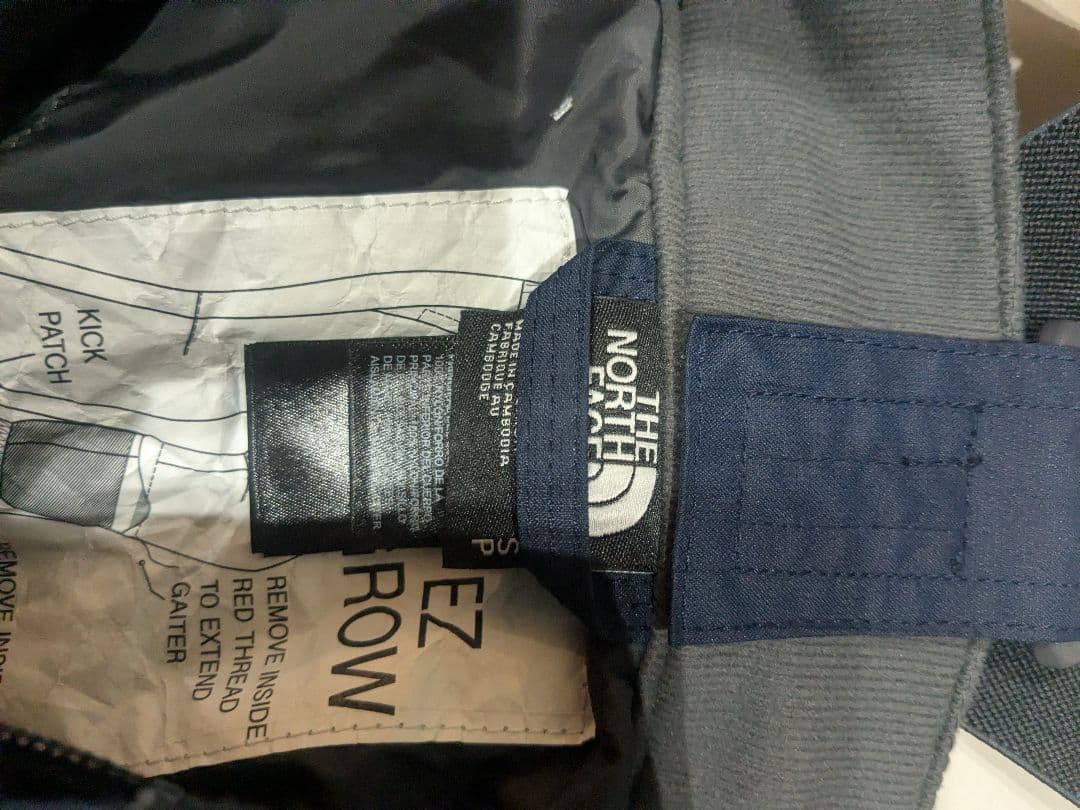 THE NORTH FACE スノーパンツ 140