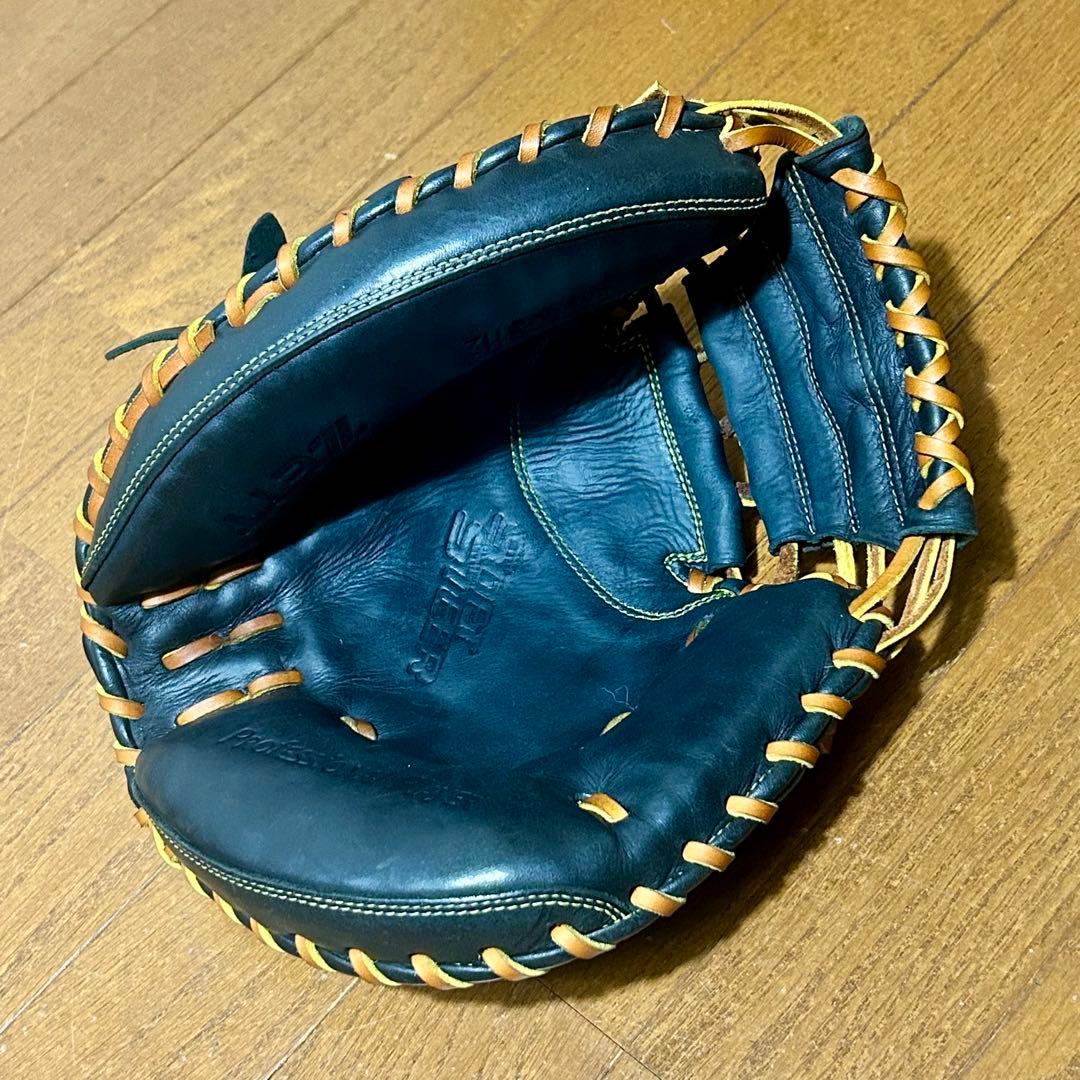 357.カスタムリペア ZETTソフトステアキャッチャーミット