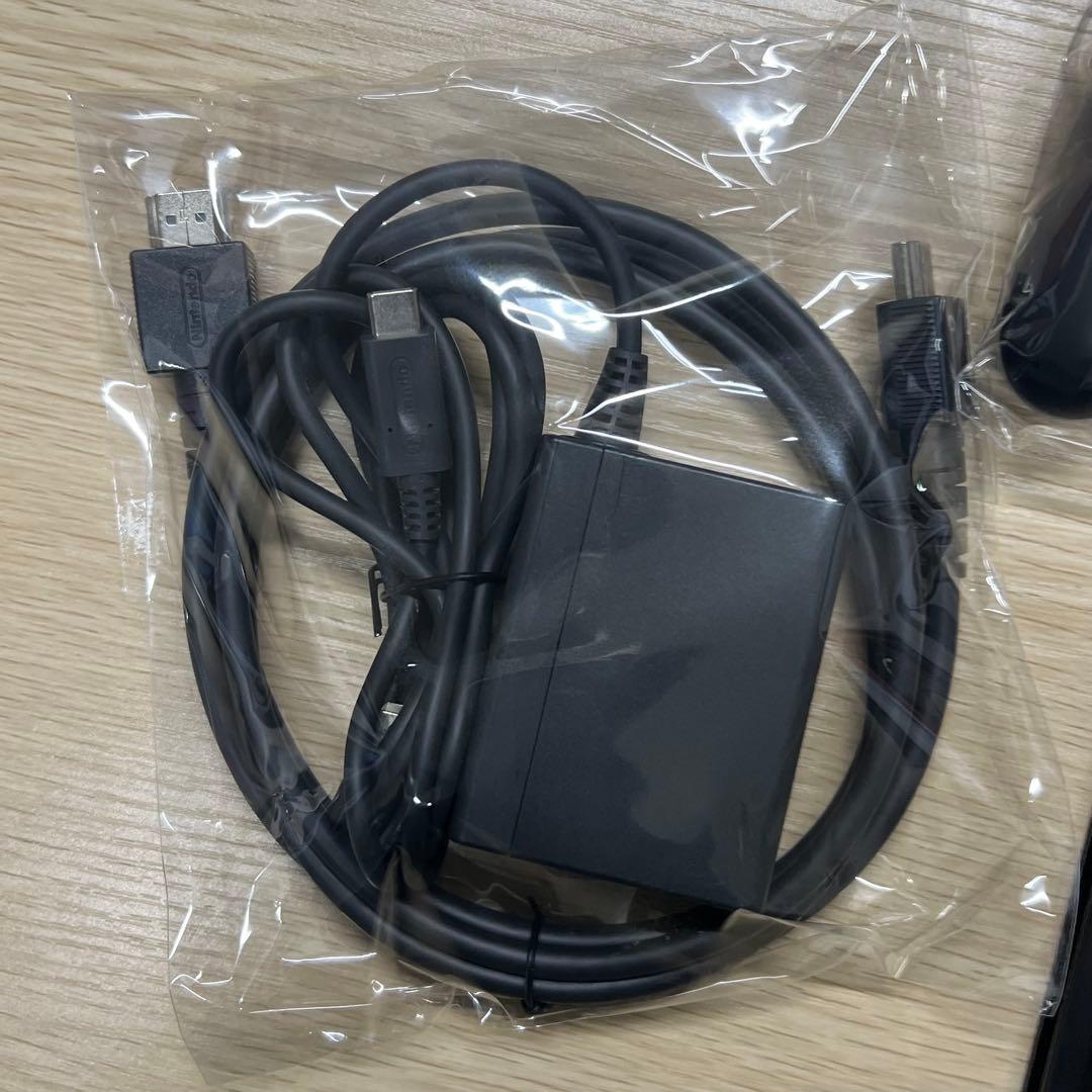 極美品 Nintendo Switch 本体 青/赤 動作確認済 HAC-001