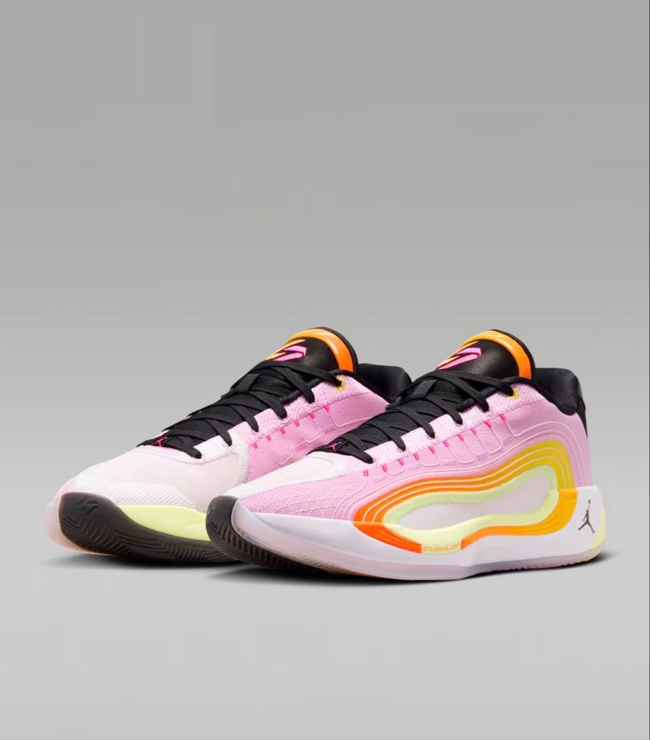 ルカ4 26.5cm Jordan バスケットボールシューズ ピンク/イエロー