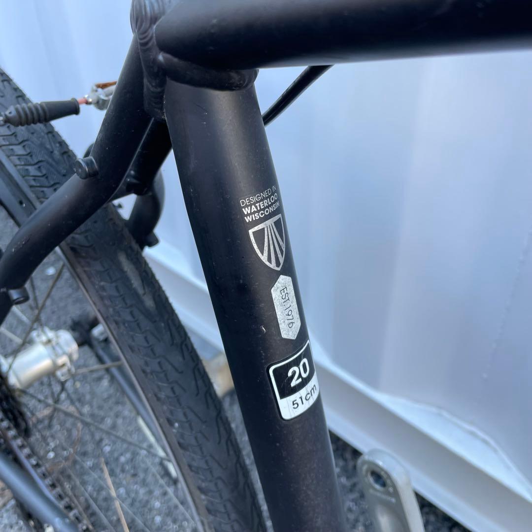 クロスバイク 7.4FX 身長175-186cm 定価8.3万円 ブラック