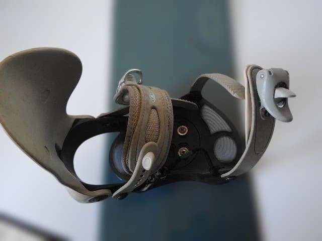 【SALOMON】スノーボードセット 155cm ビンディング付 初心者おすすめ