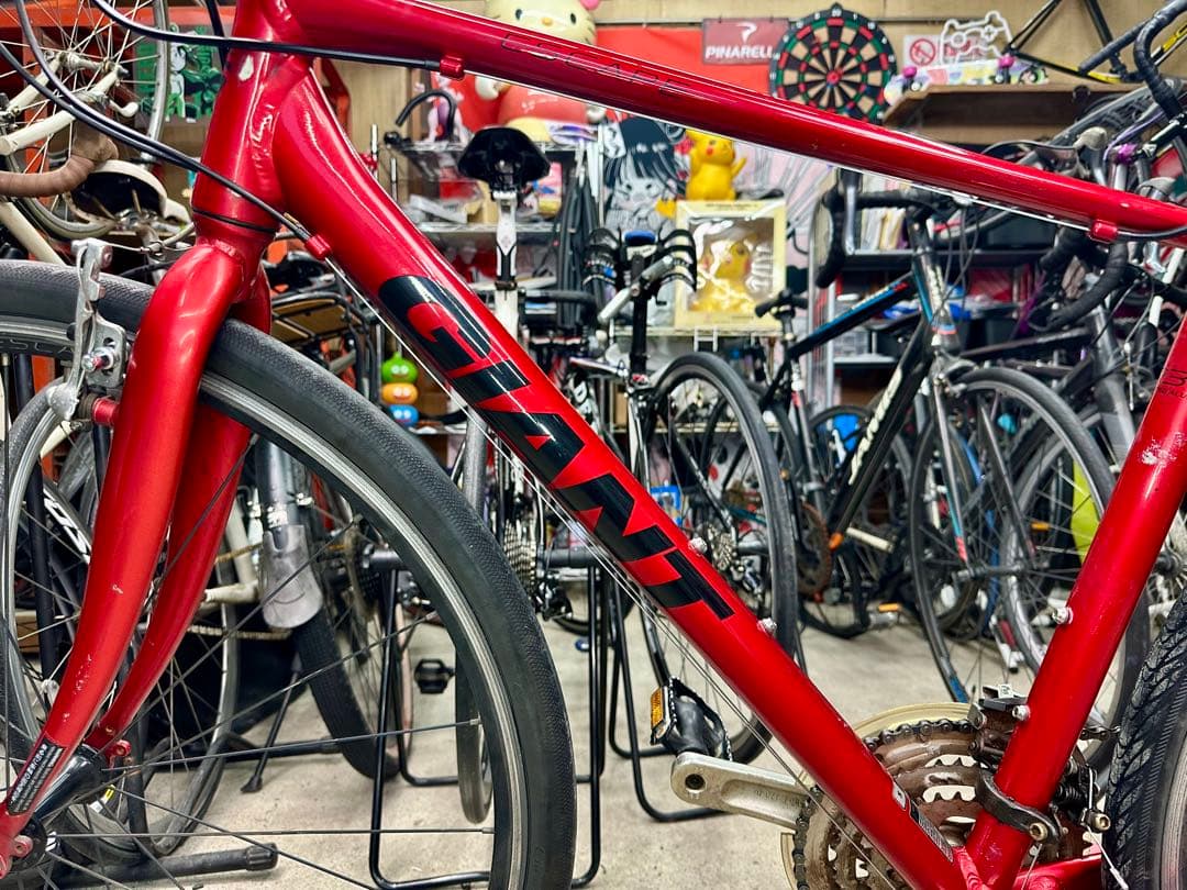 エスケープR3 基本分解発送送料無料！近県の方完成車直接配送等ご相談ください！