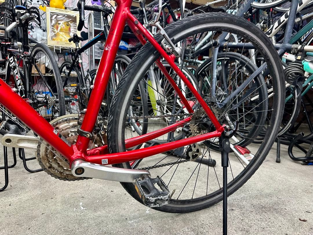 エスケープR3 基本分解発送送料無料！近県の方完成車直接配送等ご相談ください！