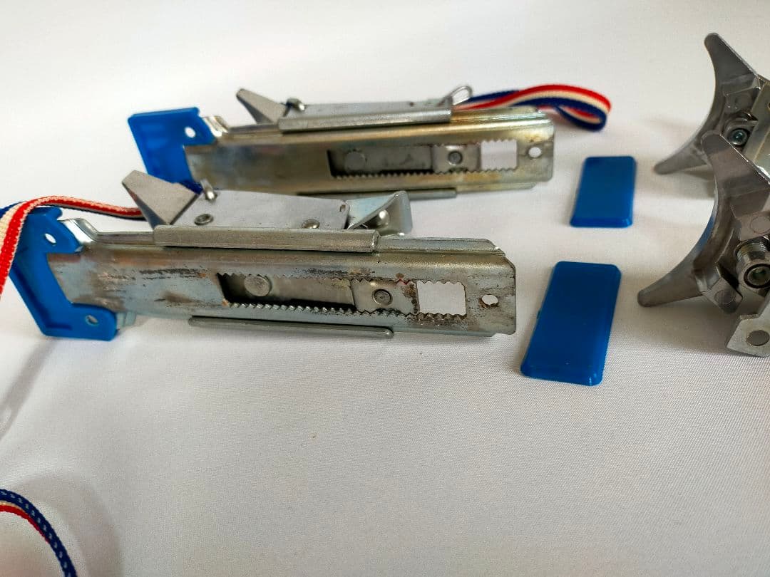 東京トップ　スキービンディング　THUNDER 昭和レトロ　pumanseven