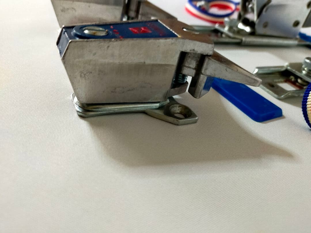 東京トップ　スキービンディング　THUNDER 昭和レトロ　pumanseven