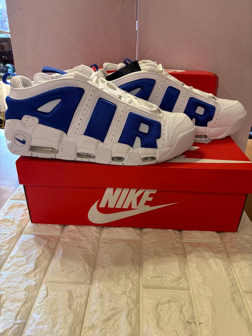 #新品未使用NIKE AIR MOREアップテンポ　ホワイト/ブルー#12.5