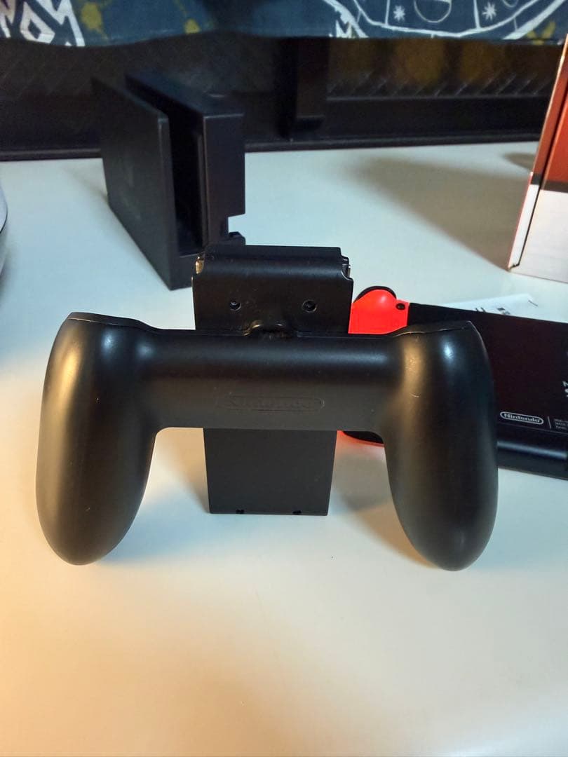 Nintendo Switch ネオンブルー/ネオンレッド 本体、付属品あり！