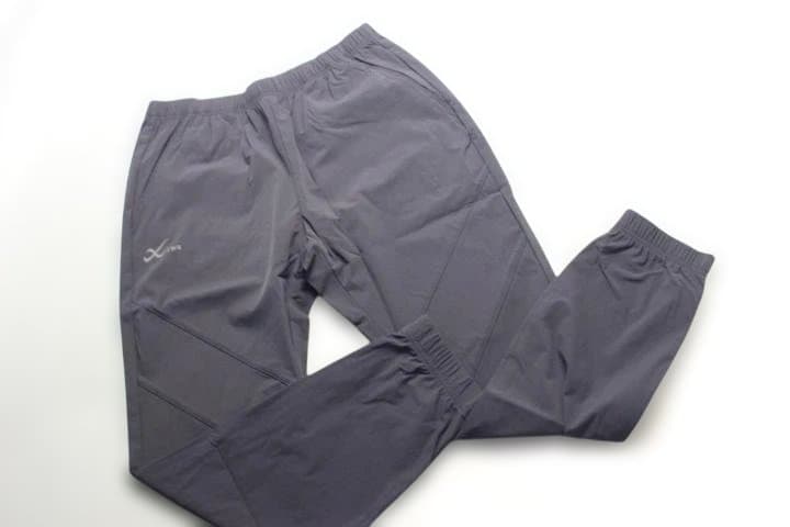 新品CW-X メンズ ロングパンツ￥11000 はっ水(本体) 　Lサイズ　BL